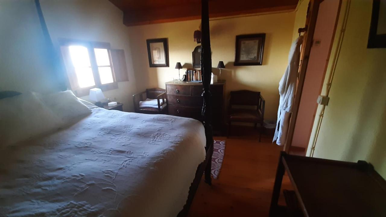 Celler Colltor Villa Santa Maria de Olo Екстериор снимка